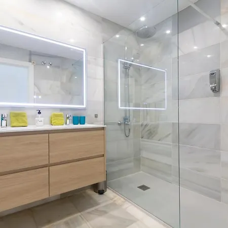 Superb Large On The Apartment Marbella