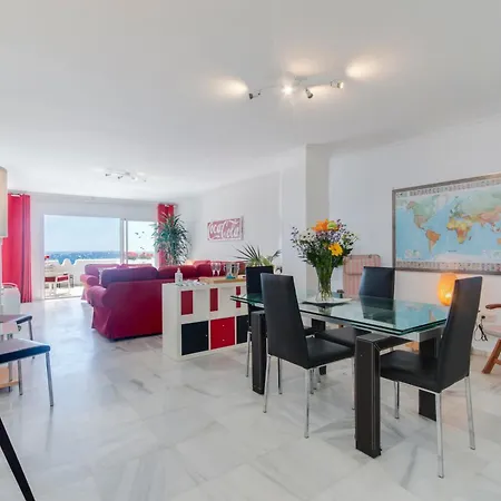 Superb Large On The Apartamento *