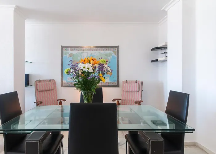 アパート Superb Large On The マルベーリャ