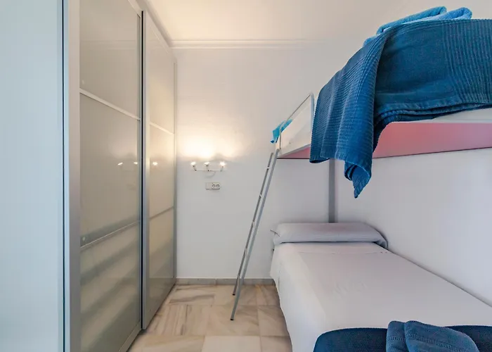 Superb Large On The * マルベーリャ