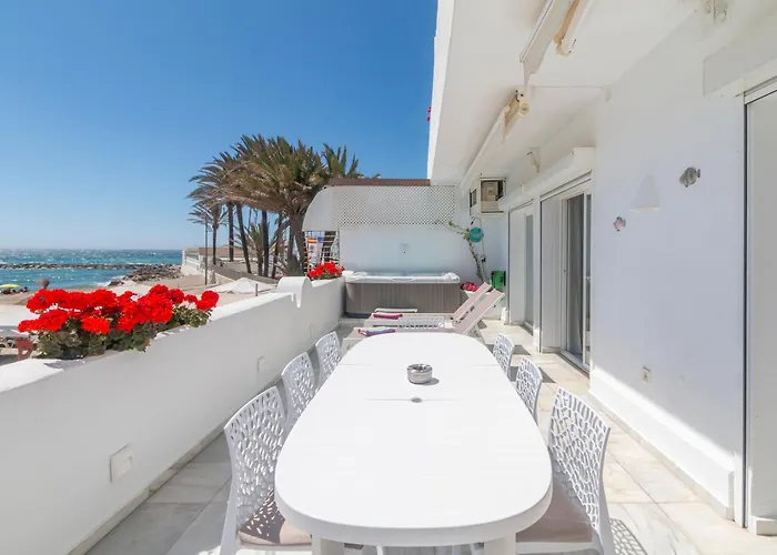 アパート Superb Large On The マルベーリャ