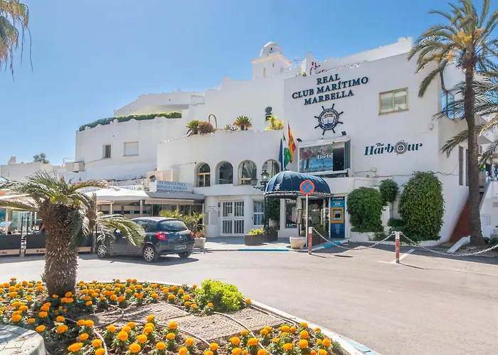 Superb Large On The * マルベーリャ